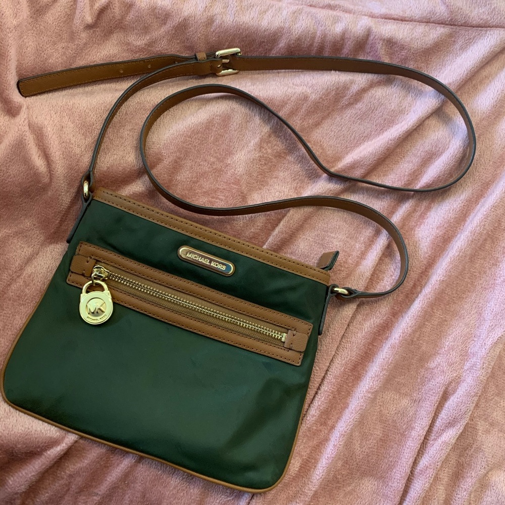 *NEW* MK Kempton Green Nylon Crossbody Bag